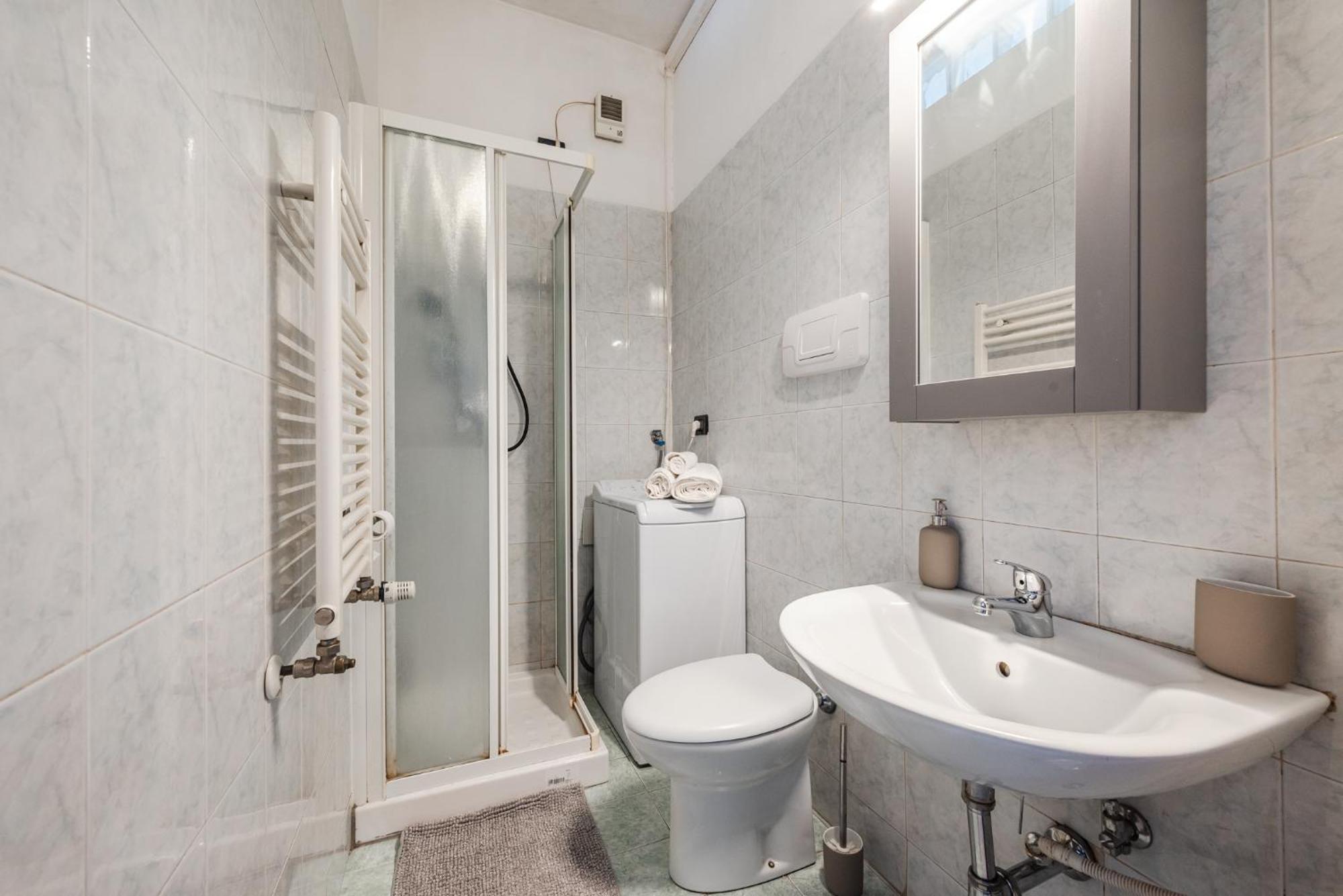 Roma 23, Smartstay Роццано Екстер'єр фото
