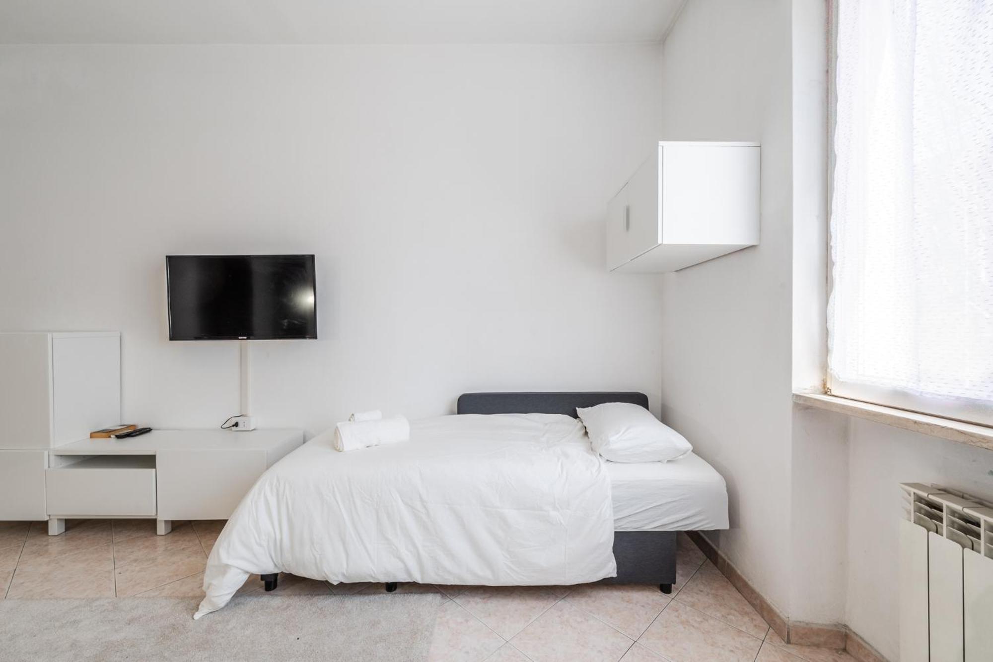 Roma 23, Smartstay Роццано Екстер'єр фото