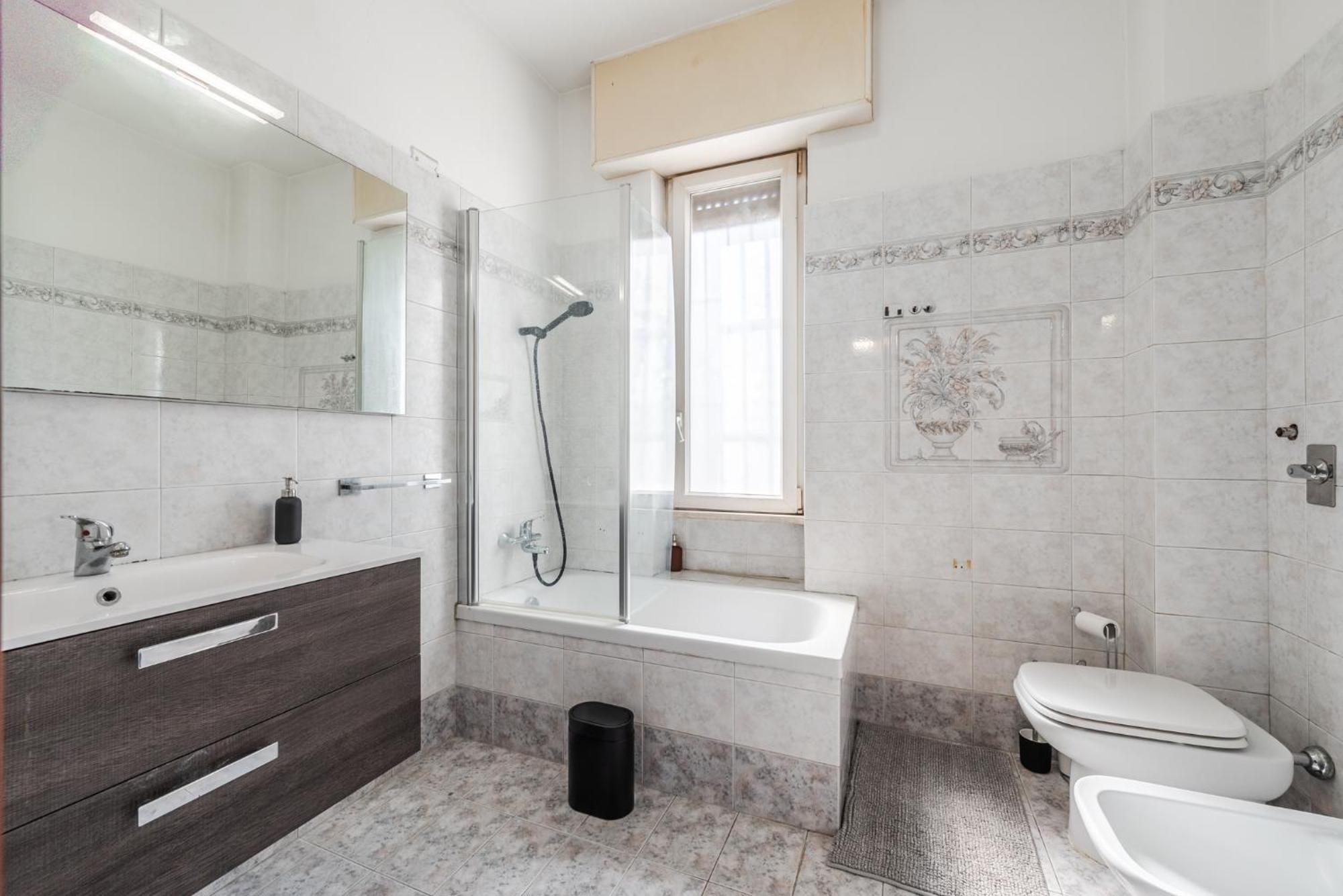 Roma 23, Smartstay Роццано Екстер'єр фото