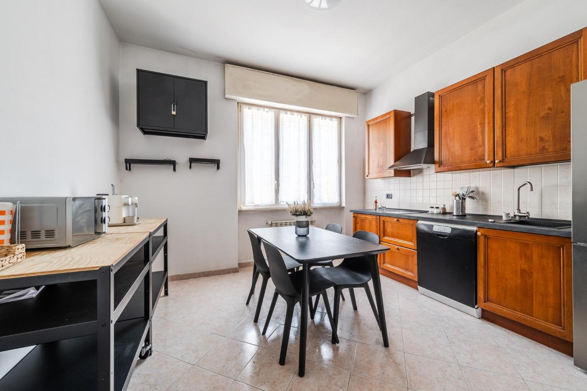 Roma 23, Smartstay Роццано Екстер'єр фото