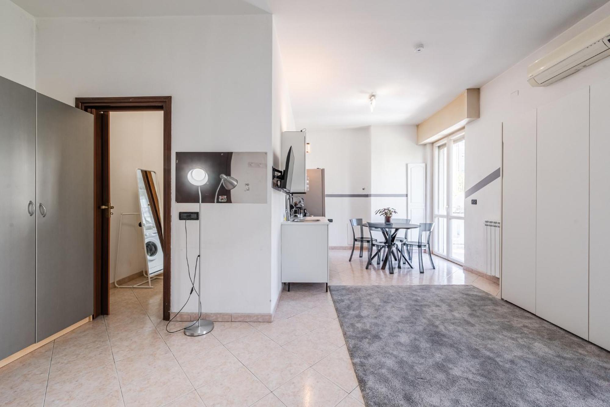 Roma 23, Smartstay Роццано Екстер'єр фото