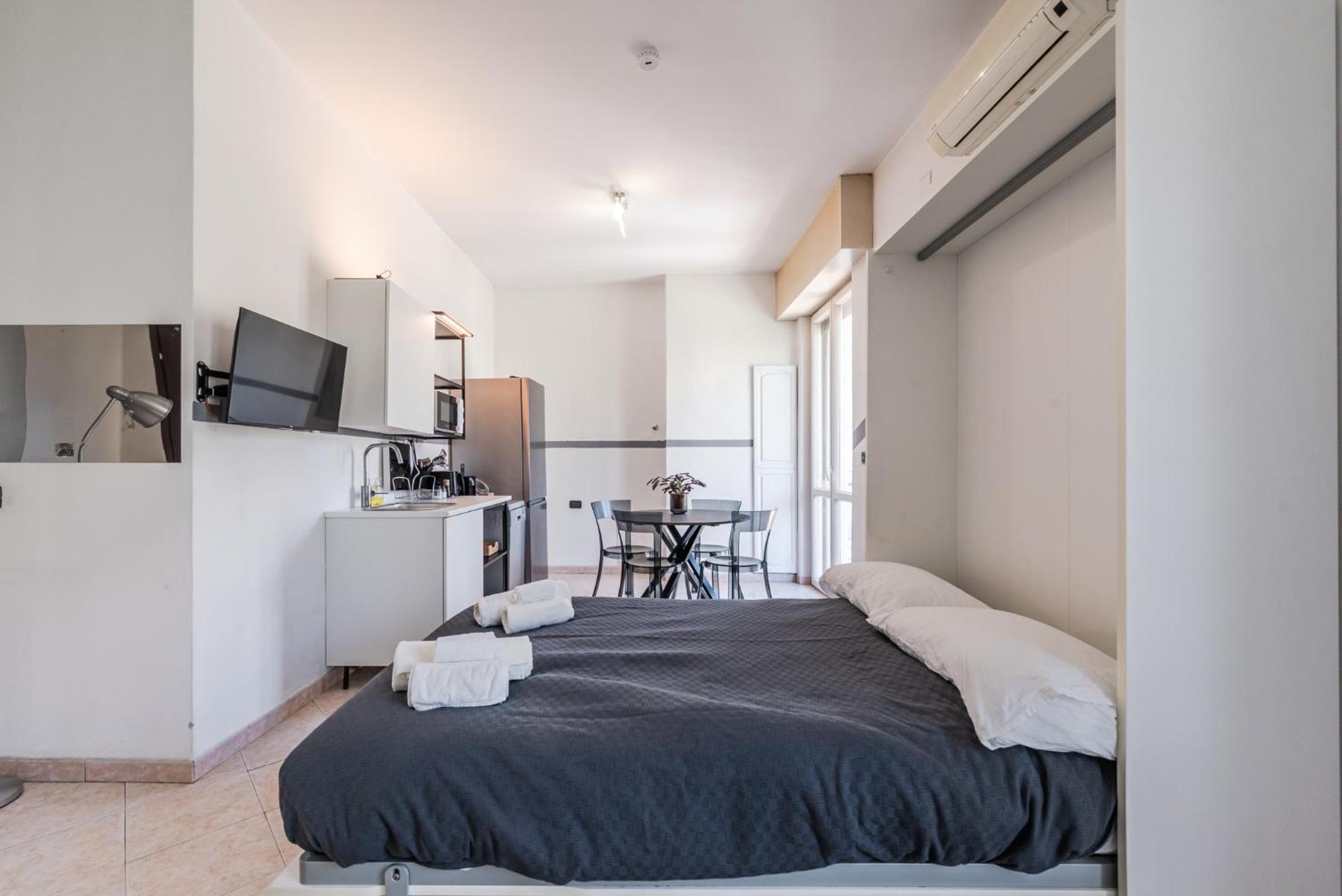 Roma 23, Smartstay Роццано Екстер'єр фото